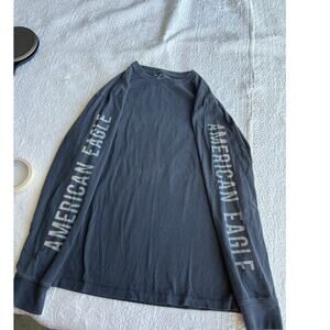 American Eagle Standard Fit, super Soft long sleeve, crewneck T-shirt, men's M